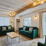 Host & Stay - Cragg Cottage